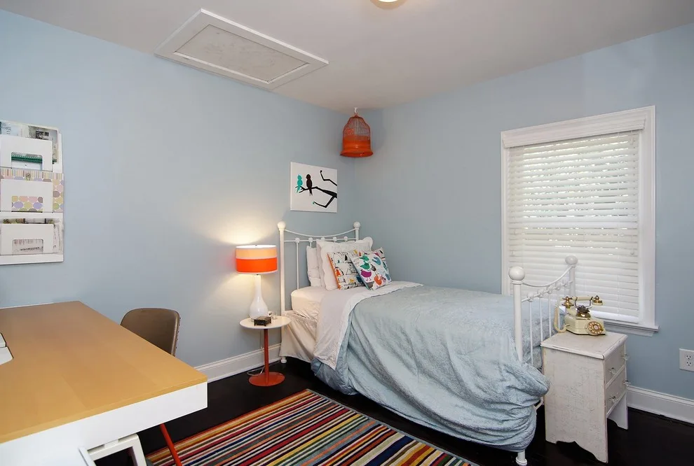 Modernizing a Historic Cottage Decor by Lisa Stewart Design - Photo 16