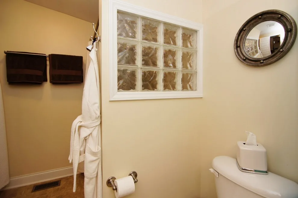 Modernizing a Historic Cottage Decor by Lisa Stewart Design - Photo 3