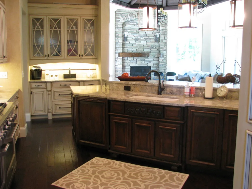 Vintage White Kitchen by Finishing Touch Custom Woodworks, Inc. - Photo 8