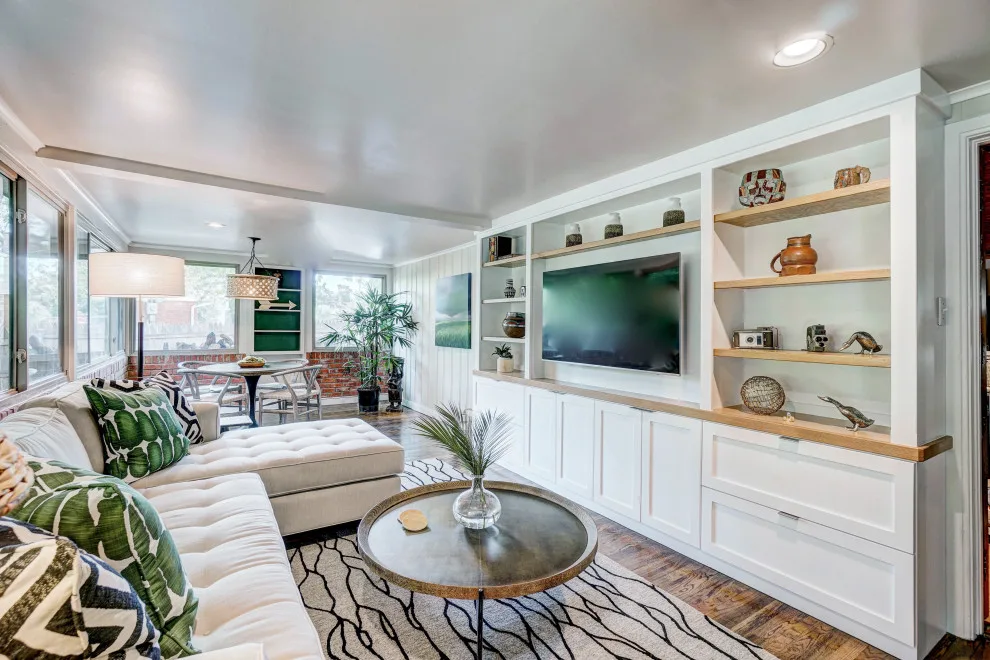 Horseshoe Road Interior Decor by Design Directions - Photo 10