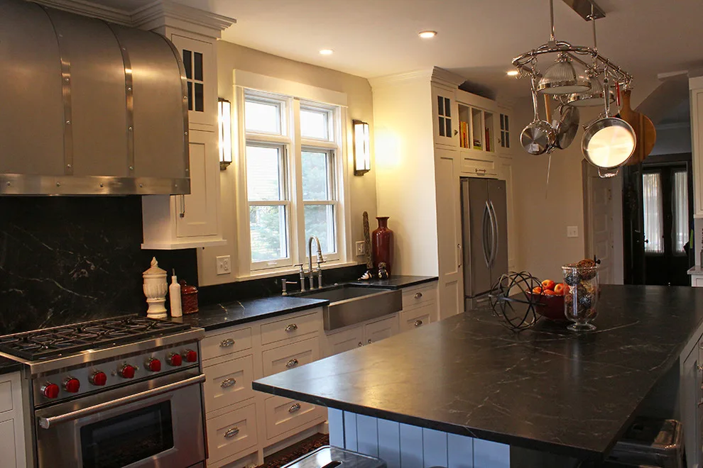 Oak Park Rustic Farmhouse Kitchen by Denise Hauser Design Co. - Photo 6