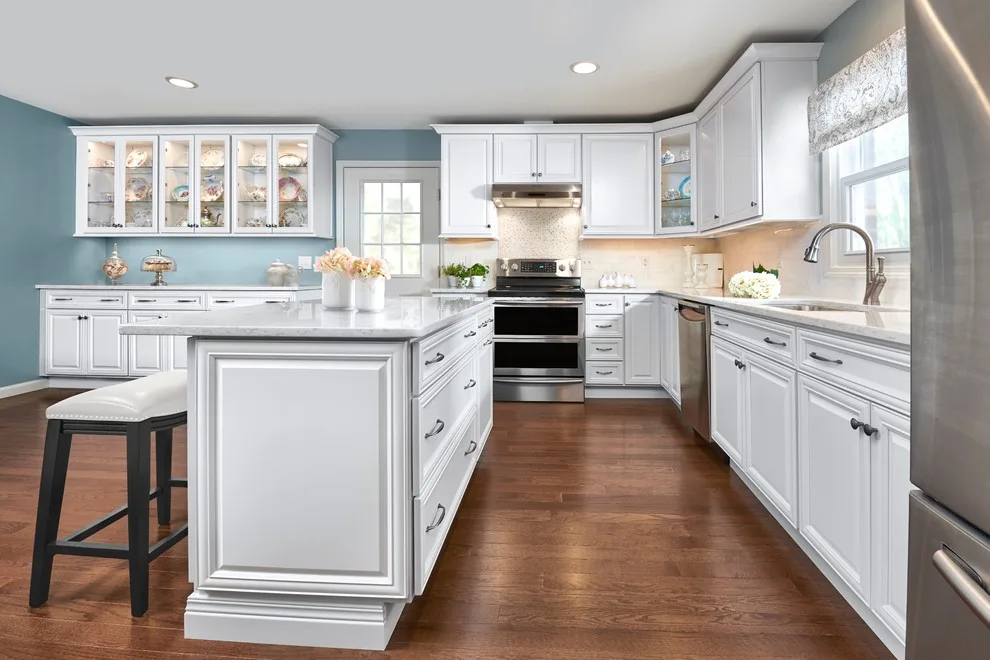 Maple Bistro at Jefferson by Räke Cabinet & Countertop Solutions - Photo 2