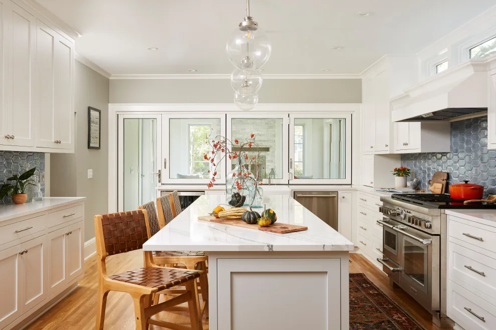 Kenwood complete renovation and expansion by Westwind Woodworkers Inc. - Photo 11