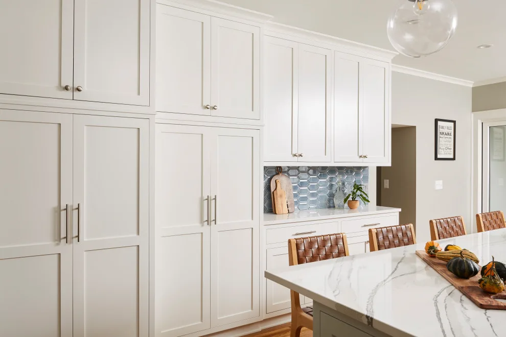 Kenwood complete renovation and expansion by Westwind Woodworkers Inc. - Photo 3