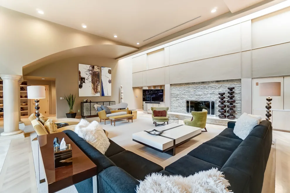 Bella Casa LLC - Photo 4