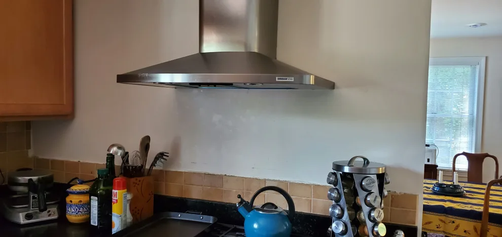 Kitchen Backsplash Renovation by Camino Verde Designs - Photo 5