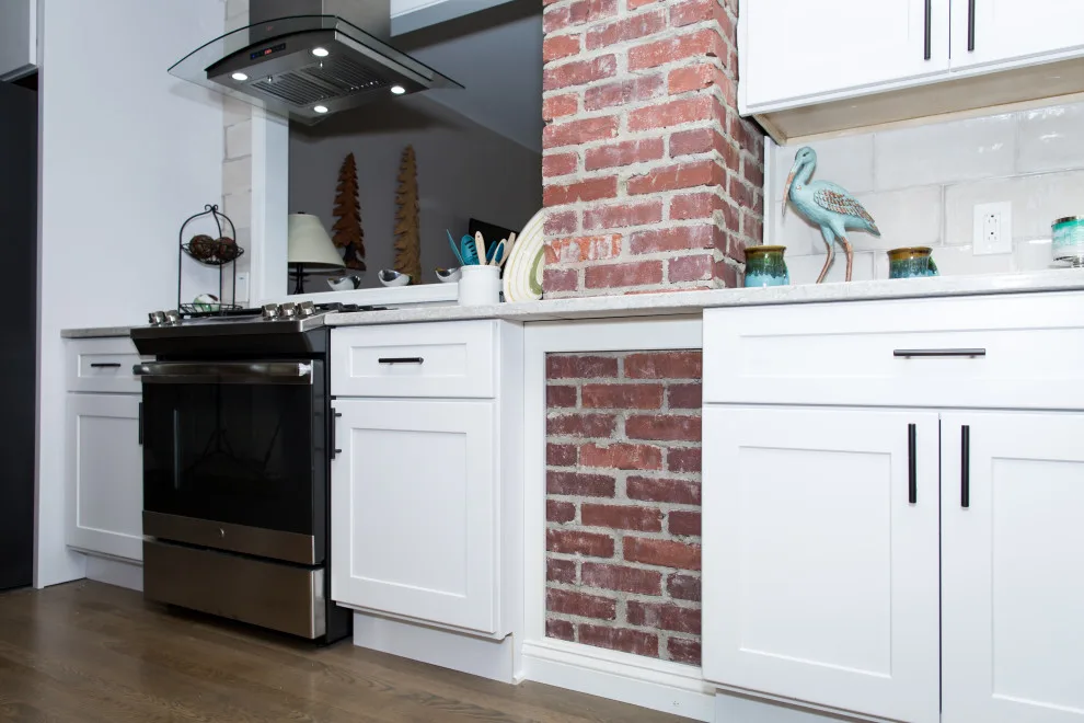 Comprehensive Kitchen Design and Renovation by Dave's Cabinet, Inc - Photo 4