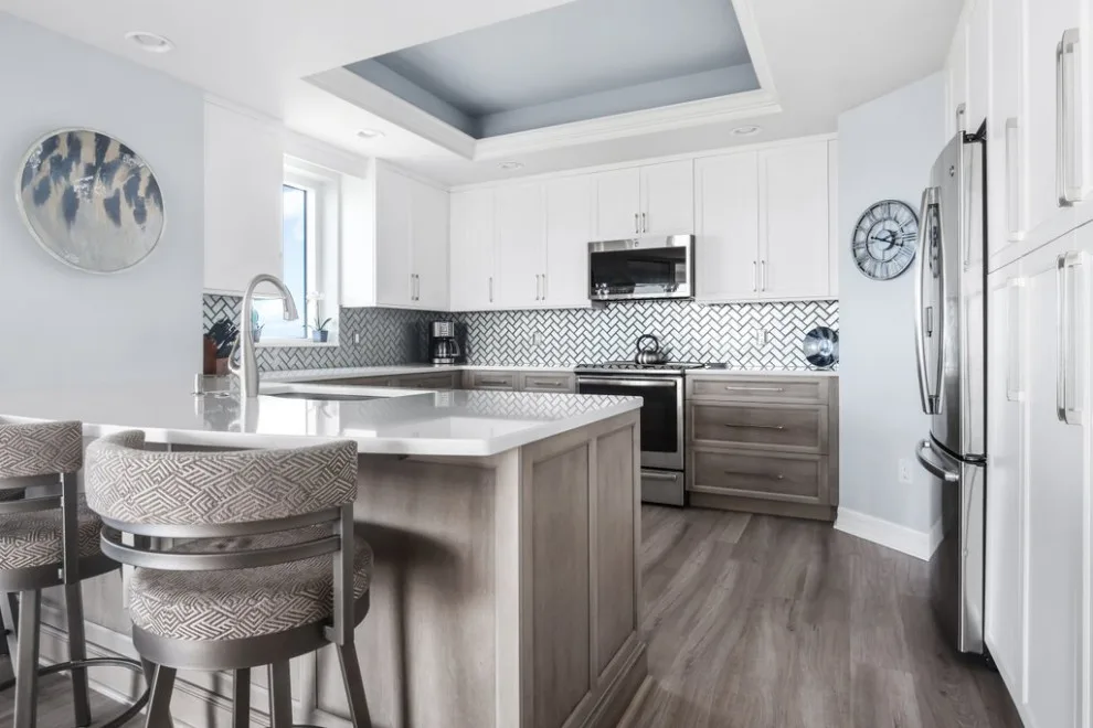 West Bay Kitchen Renovation by DaVinci Kitchens, Bath, & Cabinetry - Photo 9