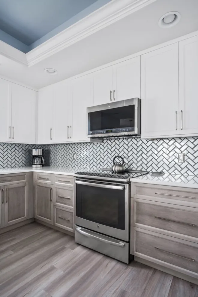 West Bay Kitchen Renovation by DaVinci Kitchens, Bath, & Cabinetry - Photo 14