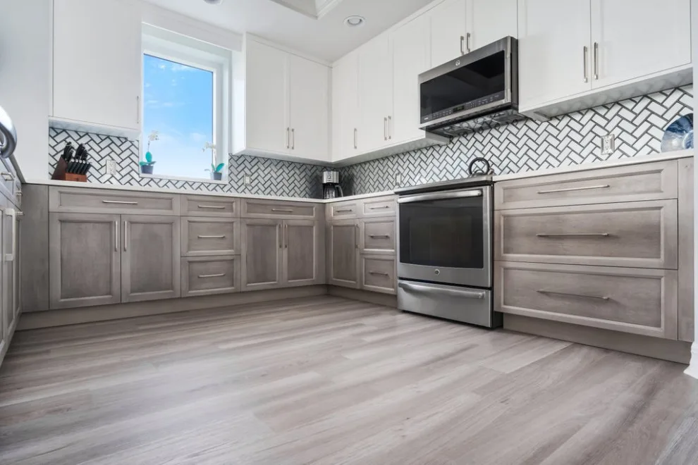West Bay Kitchen Renovation by DaVinci Kitchens, Bath, & Cabinetry - Photo 2