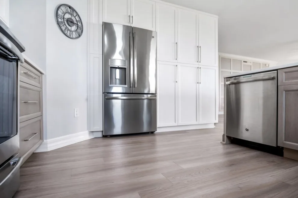 West Bay Kitchen Renovation by DaVinci Kitchens, Bath, & Cabinetry - Photo 15