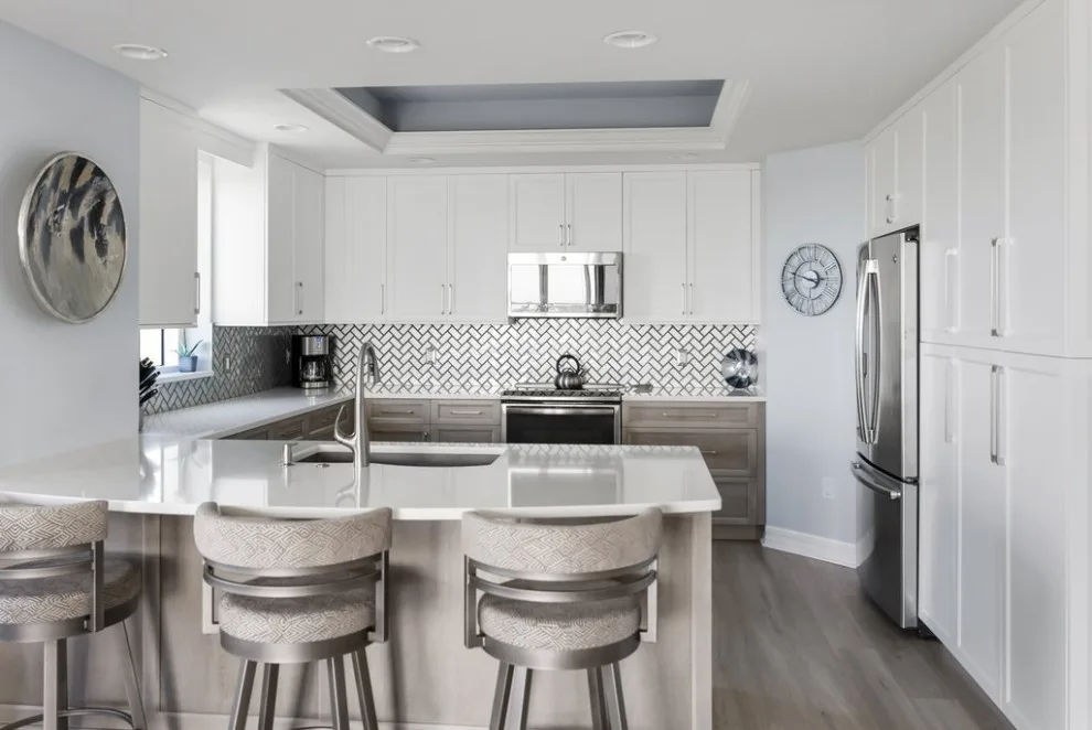 West Bay Kitchen Renovation by DaVinci Kitchens, Bath, & Cabinetry - Photo 7