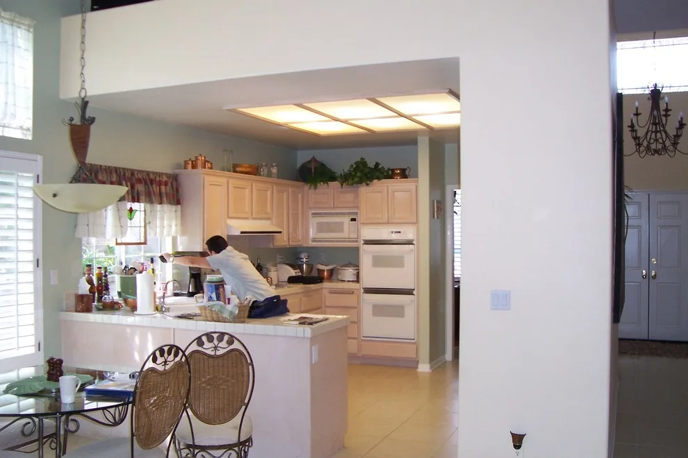 Venetian Glass-Inspired Kitchen Renovation by Gayle L Glasband Design - Photo 11