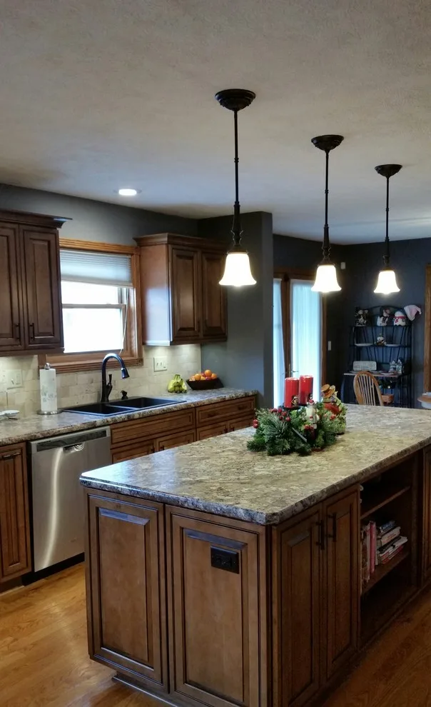 Carrington Maple by Kraftmaid by Jeff Shafier Of Lowe's Home Improvement - Photo 4