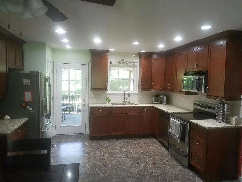 Chattanooga Cabinets - Photo 11