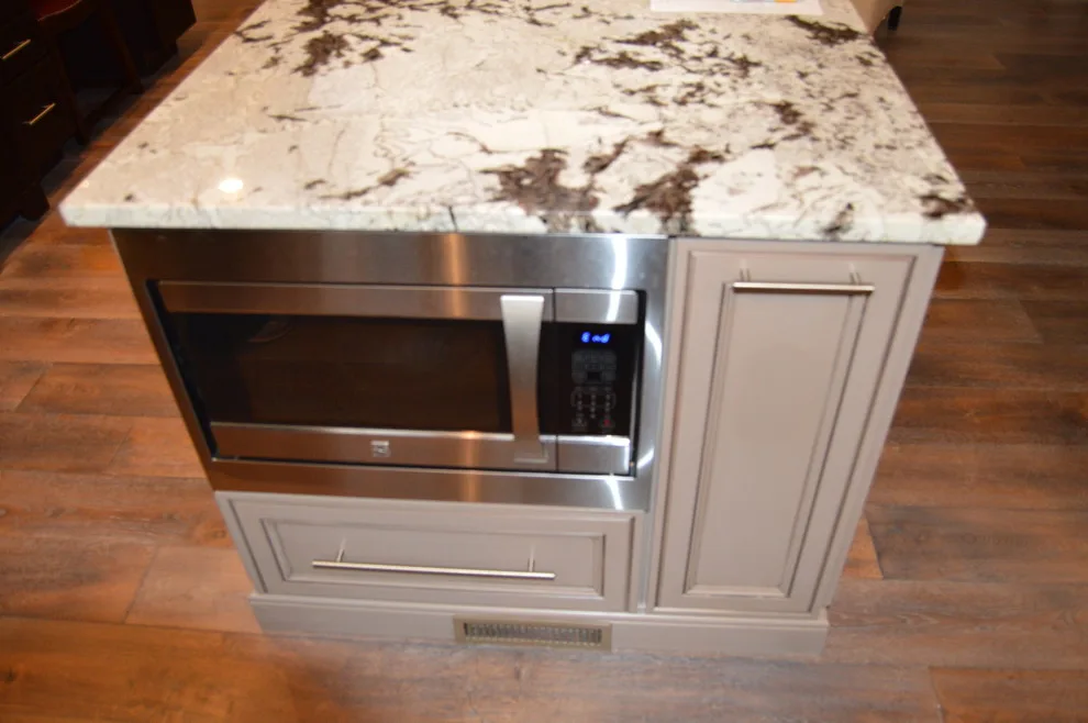 Kraftmaid and Diamond Reflection Culinary Space by Jeff Shafier Of Lowe's Home Improvement - Photo 16