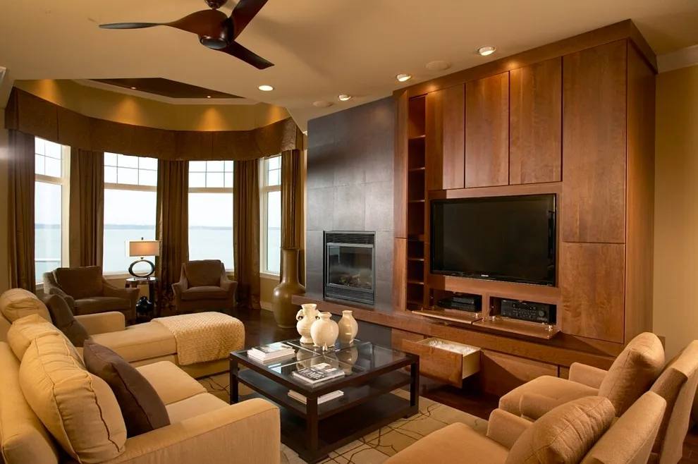 Lakeside Residence by Woodharbor Design Showroom - Photo 6