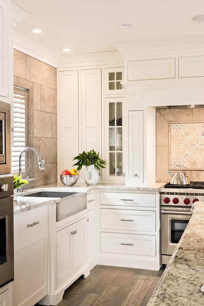 Lakeside Residence by Lewis & Weldon Custom Kitchens - Photo 16