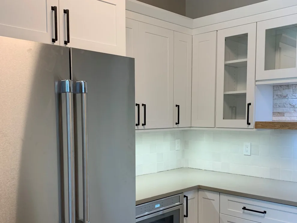 Lauryn Shelley / Kitchen And Bath Galleries - Photo 12