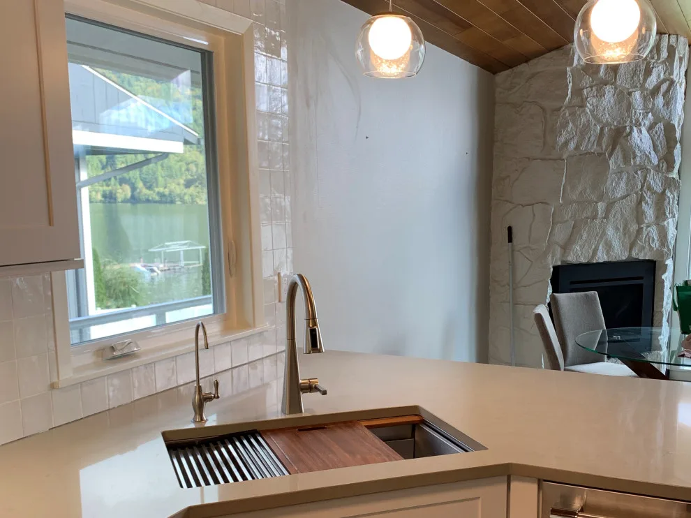 Lakehouse Culinary Design by Lauryn Shelley / Kitchen And Bath Galleries - Photo 3