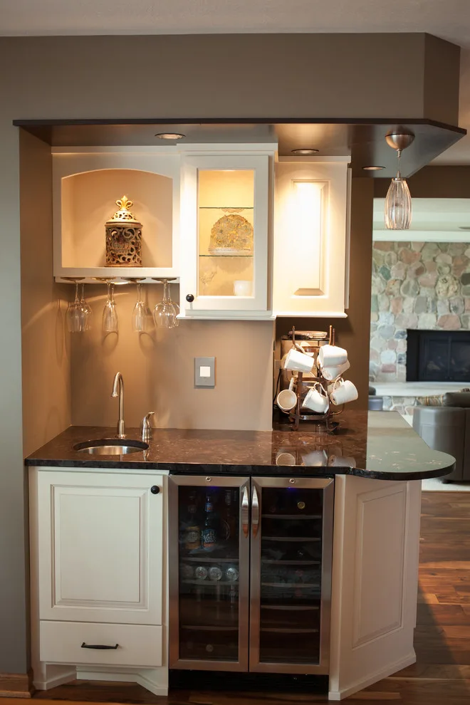 Lakeside Kitchen by Silver Leaf Home Center - Photo 12