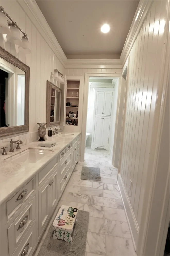 Leglue Residence by Millwork Supply - Photo 27