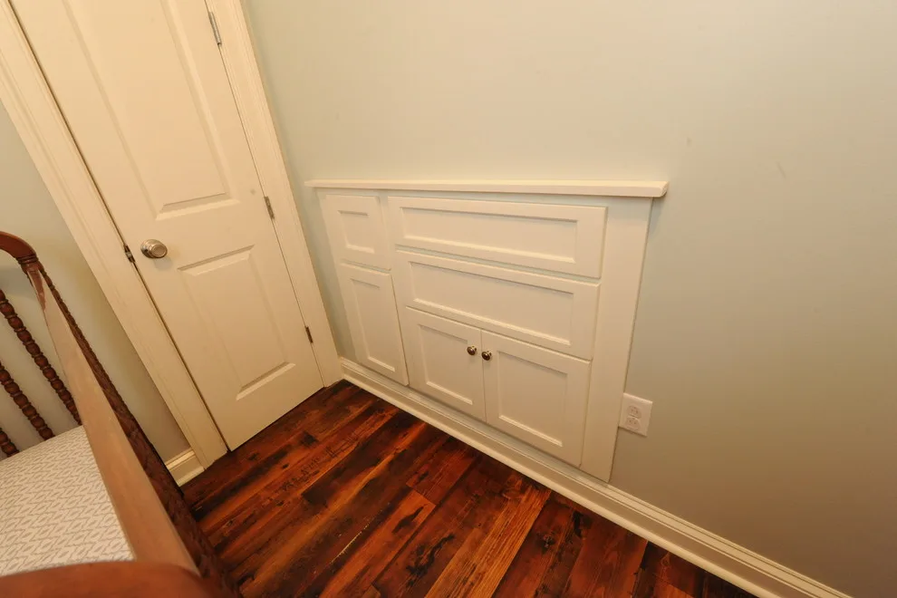 Leglue Residence by Millwork Supply - Photo 14