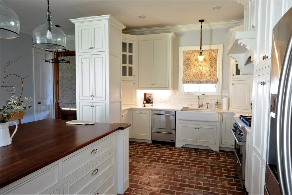 Leglue Residence by Millwork Supply - Photo 18