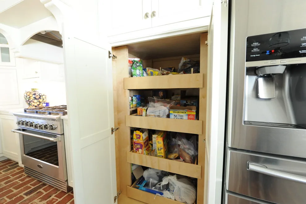 Leglue Residence by Millwork Supply - Photo 11