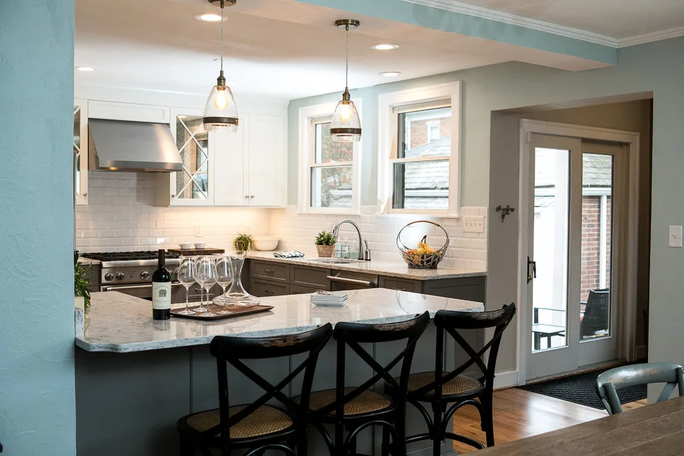 Life is not just Black and White by MadDesigns Kitchen, Bath, Interiors - Photo 6