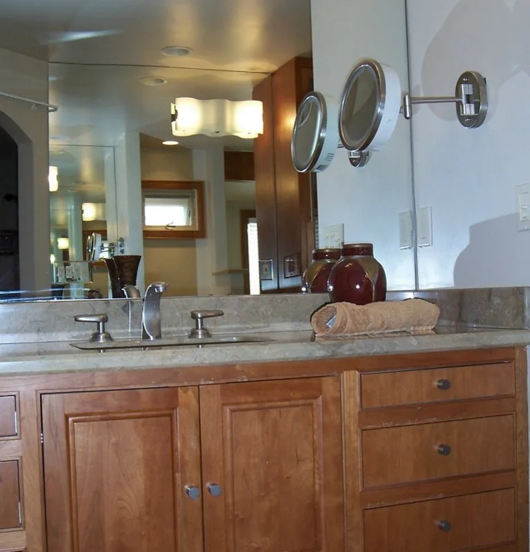 Long Beach Bathroom Renovation by Gayle L Glasband Design - Photo 4