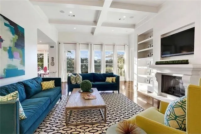 Mandeville, Louisiana by Trio Kitchen Design - Photo 3