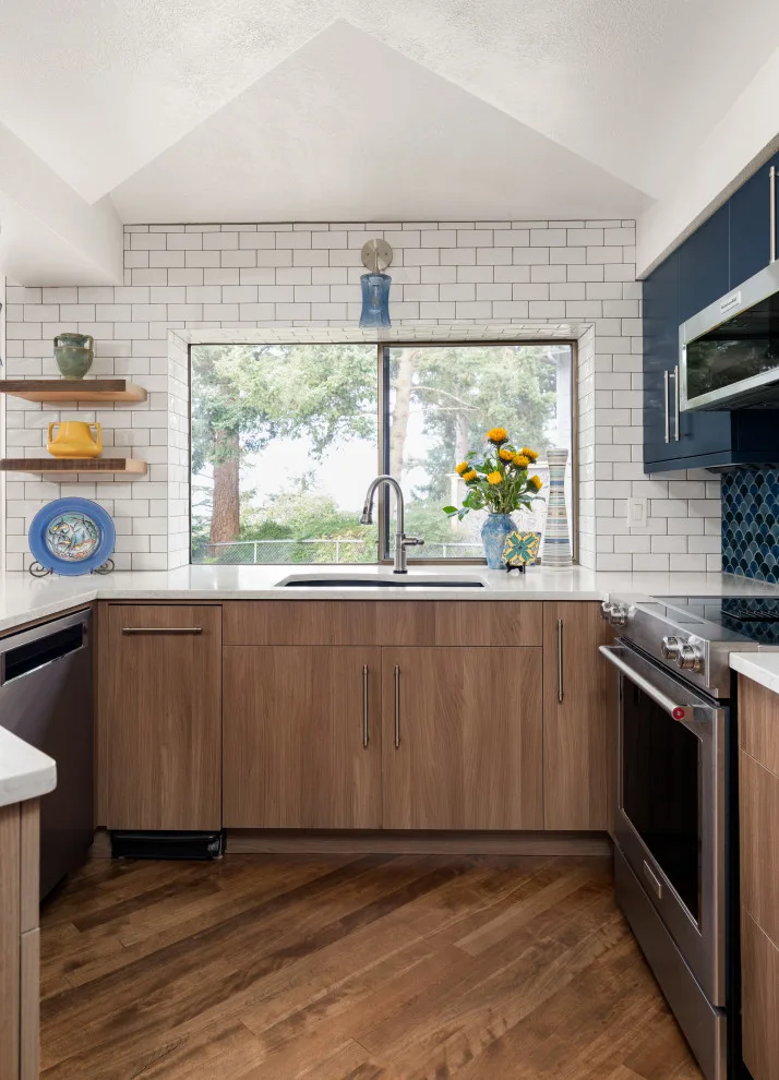 Ocean Vista Kitchen by Treefrog Design - Photo 11