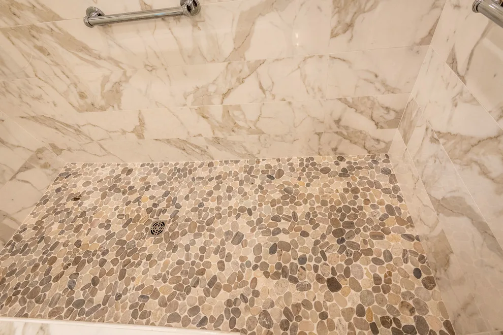 Callawassie Island Master Bathroom Makeover by StoneWorks, Inc. - Photo 19