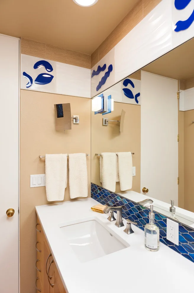 Matisse-Influenced Compact Bathroom by Kathleen Donohue, Neil Kelly Co. - Photo 5