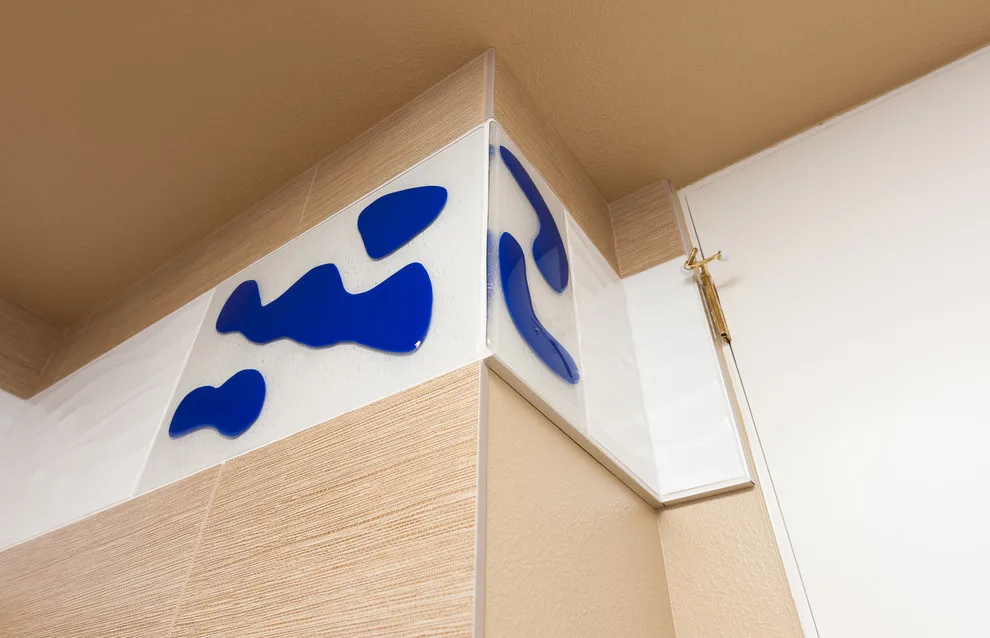Matisse-Influenced Compact Bathroom by Kathleen Donohue, Neil Kelly Co. - Photo 8