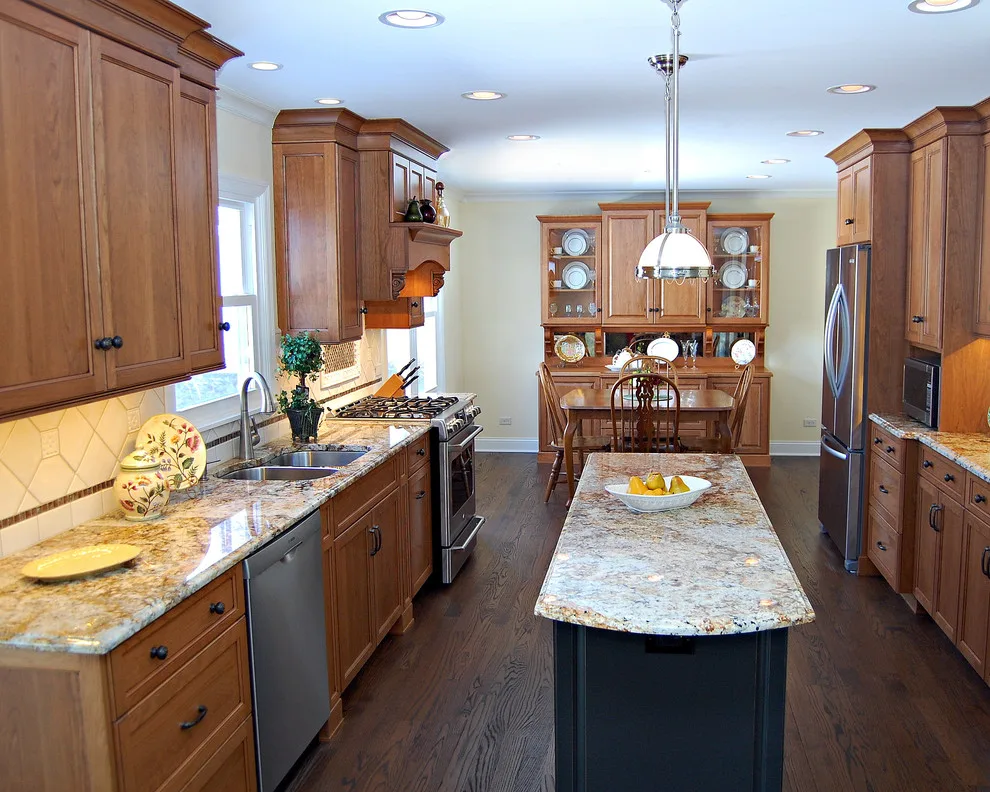 Meadowbrook Drive - Classic Formal Kitchen Design by Laura Vlaming | Arkiteriors - Photo 5