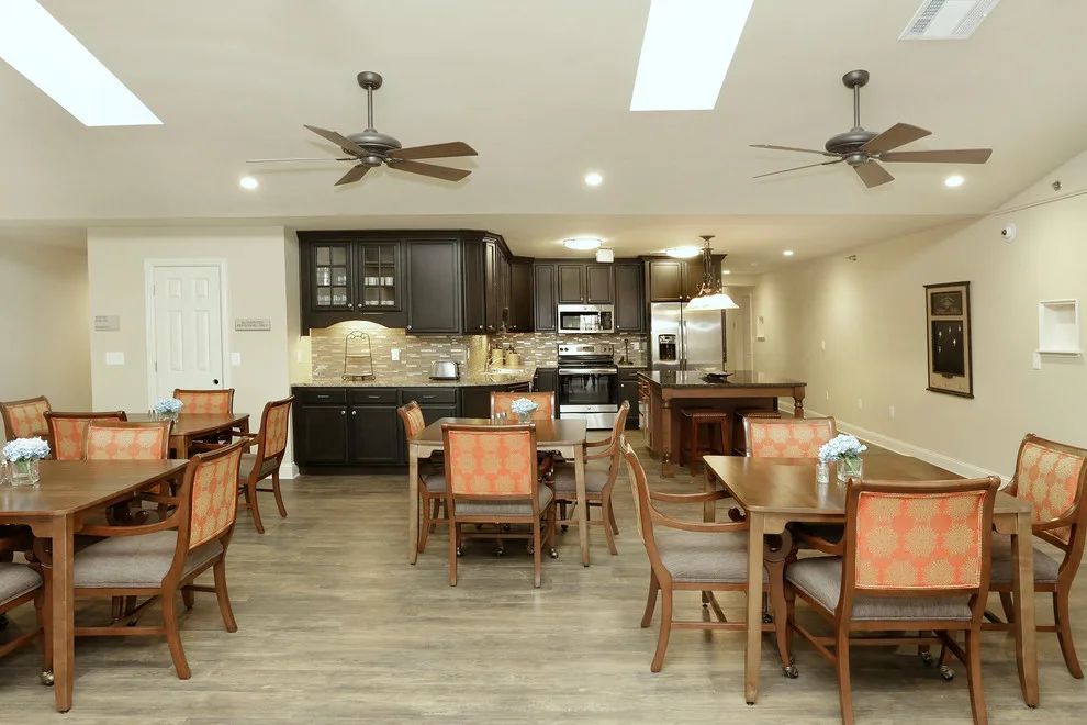 Meadowthorpe Senior Care by Carol Pippen Interior Design, Inc. - Photo 12