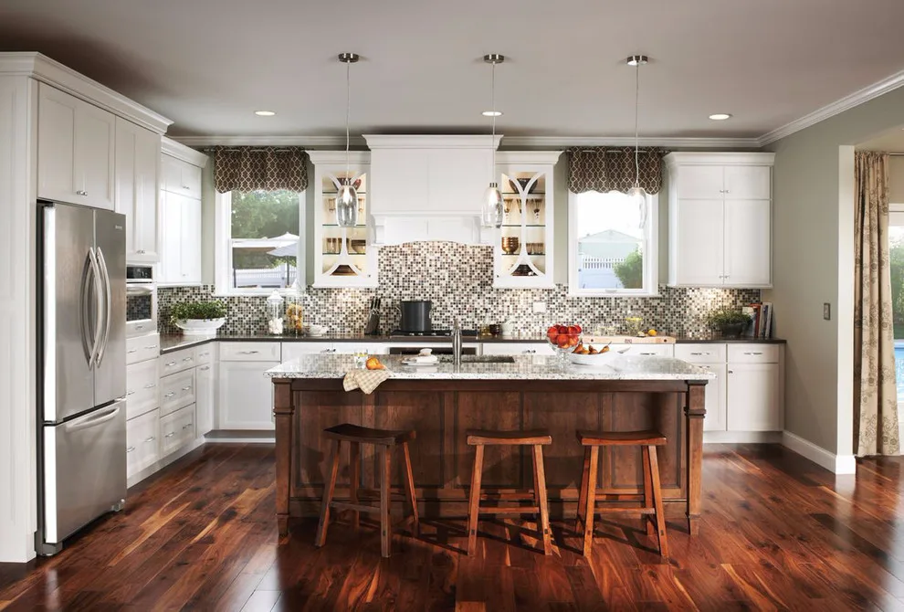 Medallion Storage Solutions by Lensing Home Showroom - Photo 7