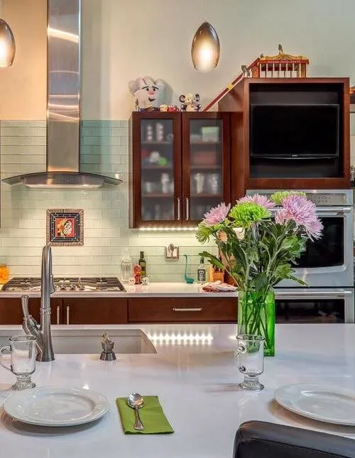Silverline Medallion & Frameless Holiday by The Kitchen Place - Photo 5