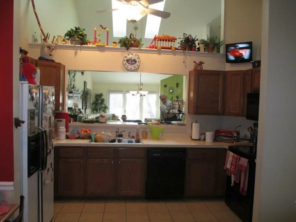 Silverline Medallion & Frameless Holiday by The Kitchen Place - Photo 3