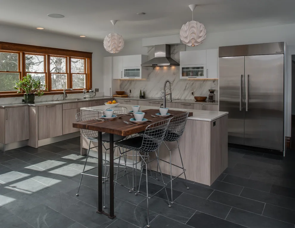 Modern Meetings by B.C.D. Interiors - Photo 17
