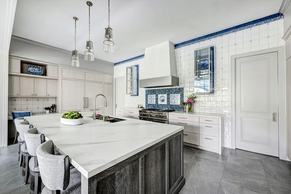 Remembrance Kitchen by Bentwood Of Houston - Photo 9