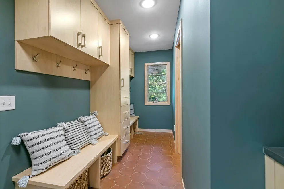 Mid Century to Transitional by Rebecca Ryan Design - Photo 11