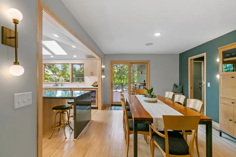 Mid Century to Transitional by Rebecca Ryan Design - Photo 10