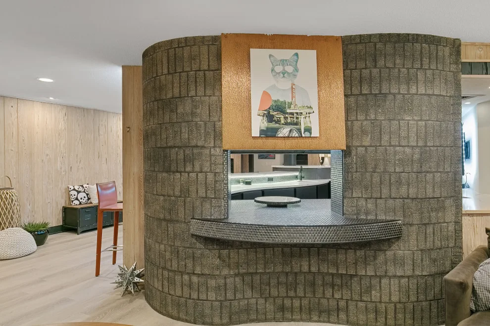 Midcentury Lounge LLC by Rebecca Ryan Design - Photo 9