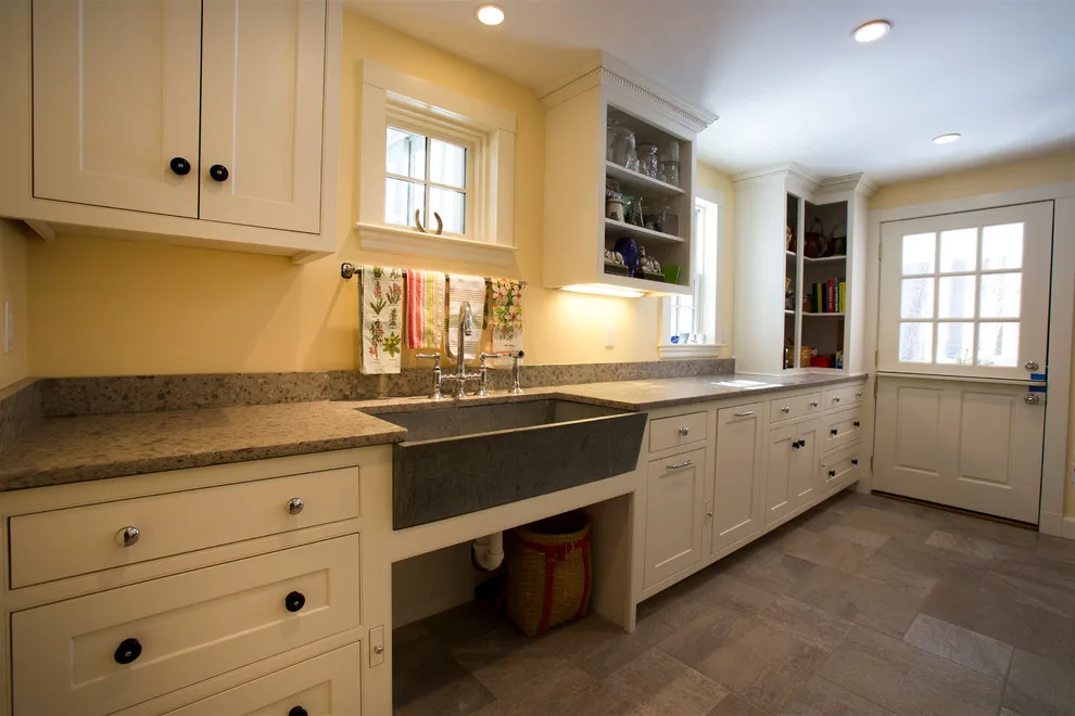Milton Entryway by Inspired Design Of Harvard, MA - Photo 2
