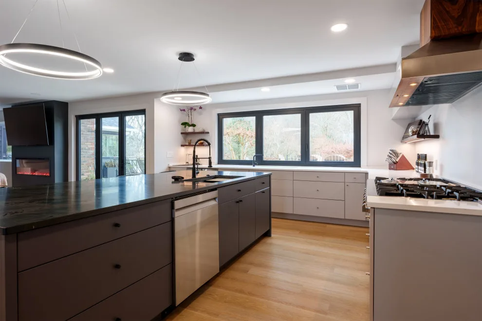 Contemporary and Trendy by Spring Hill Design And Woodcraft - Photo 9