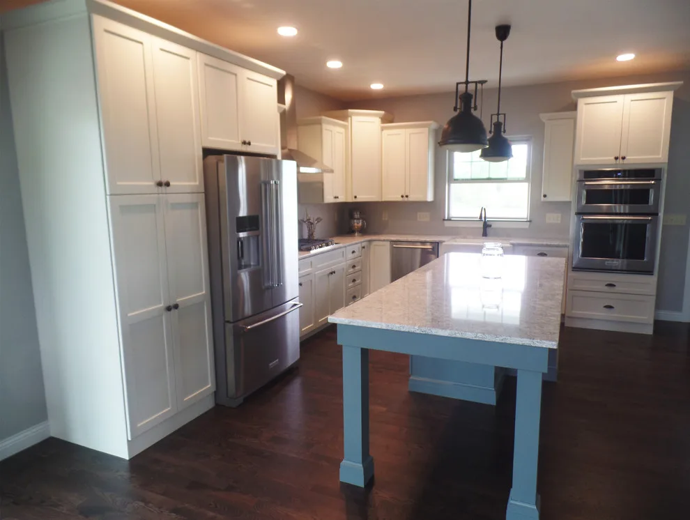 Contemporary Farmhouse Style Kitchen by Studio H2O/PSC Distribution - Photo 3