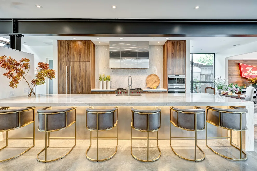 West U Eatery and Pub by Bentwood Of Houston - Photo 2